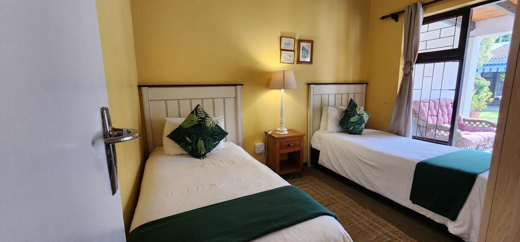 B My Guest Hotel Knysna Exterior photo
