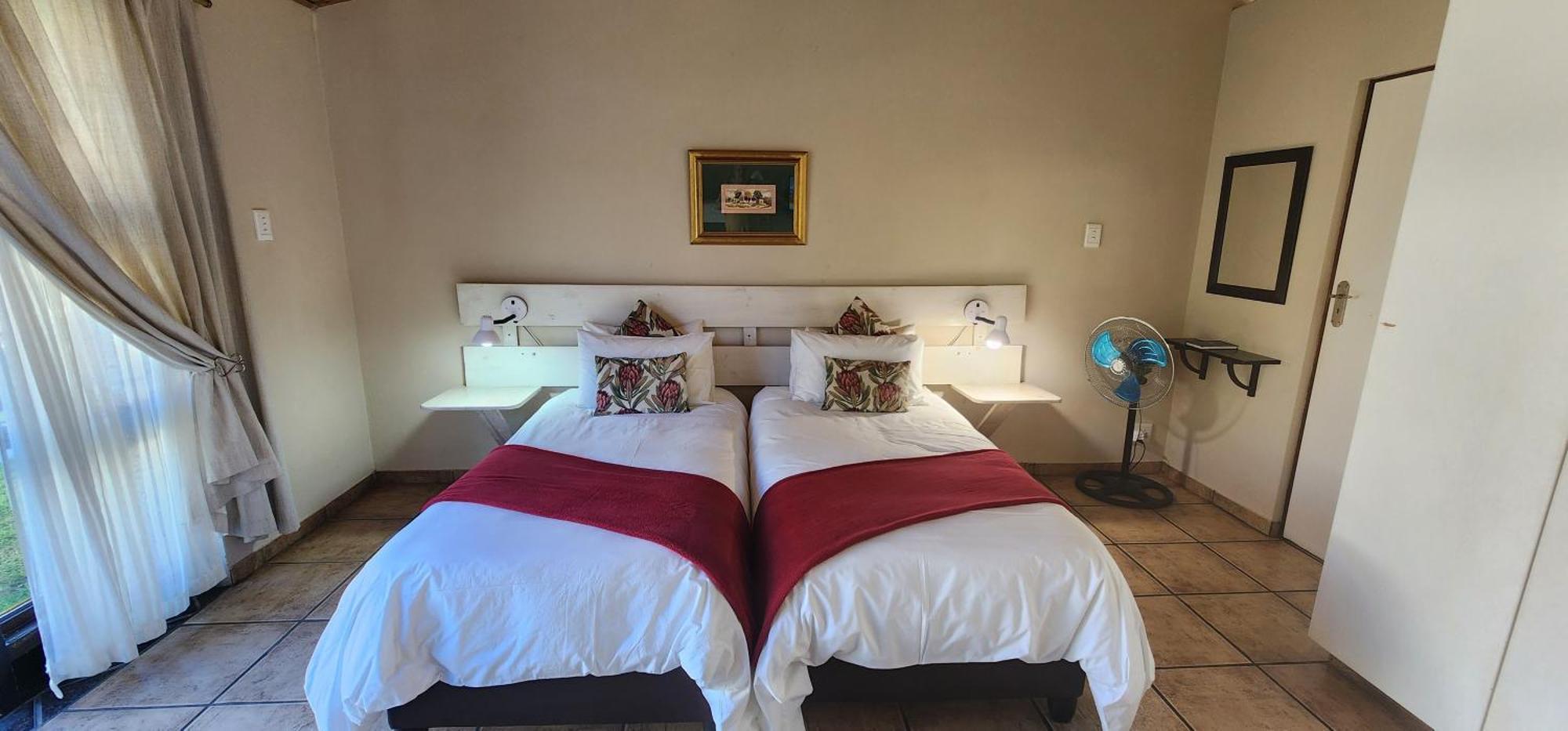B My Guest Hotel Knysna Exterior photo